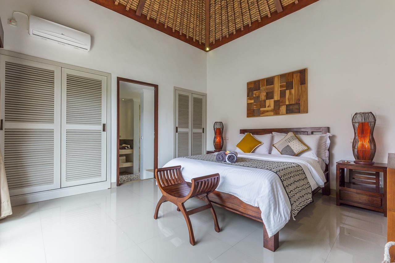 Uluwatu Villa Leelavadee מראה חיצוני תמונה