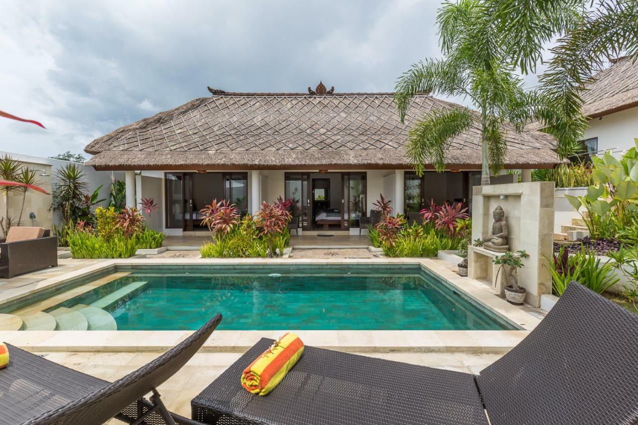 Uluwatu Villa Leelavadee מראה חיצוני תמונה